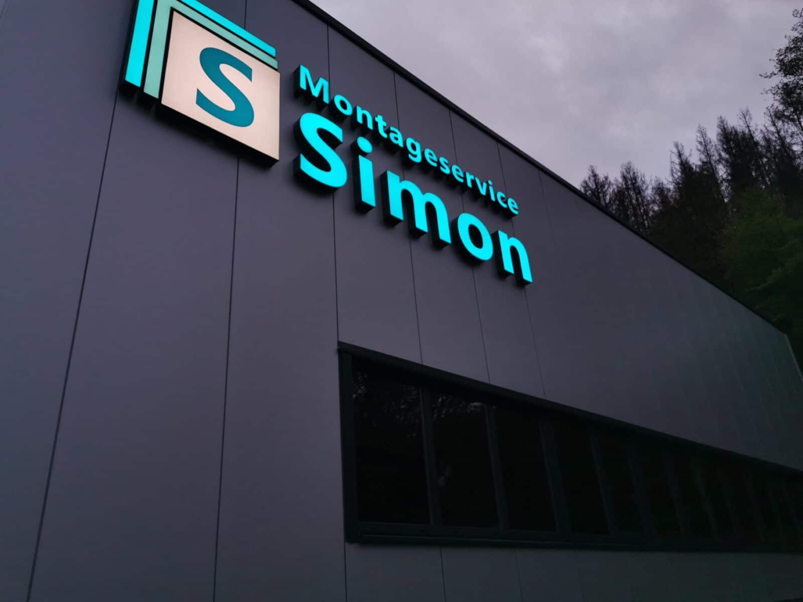 Montage Service Simon